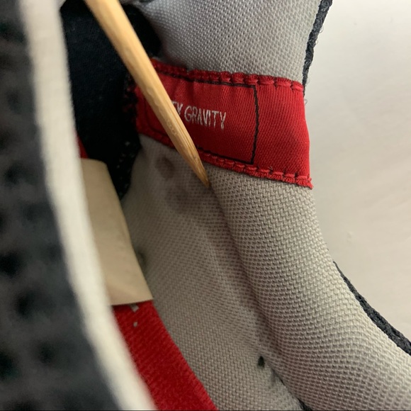 Nike Shox Gravity Running Shoe 12 Black Red Gray - Picture 14 of 15